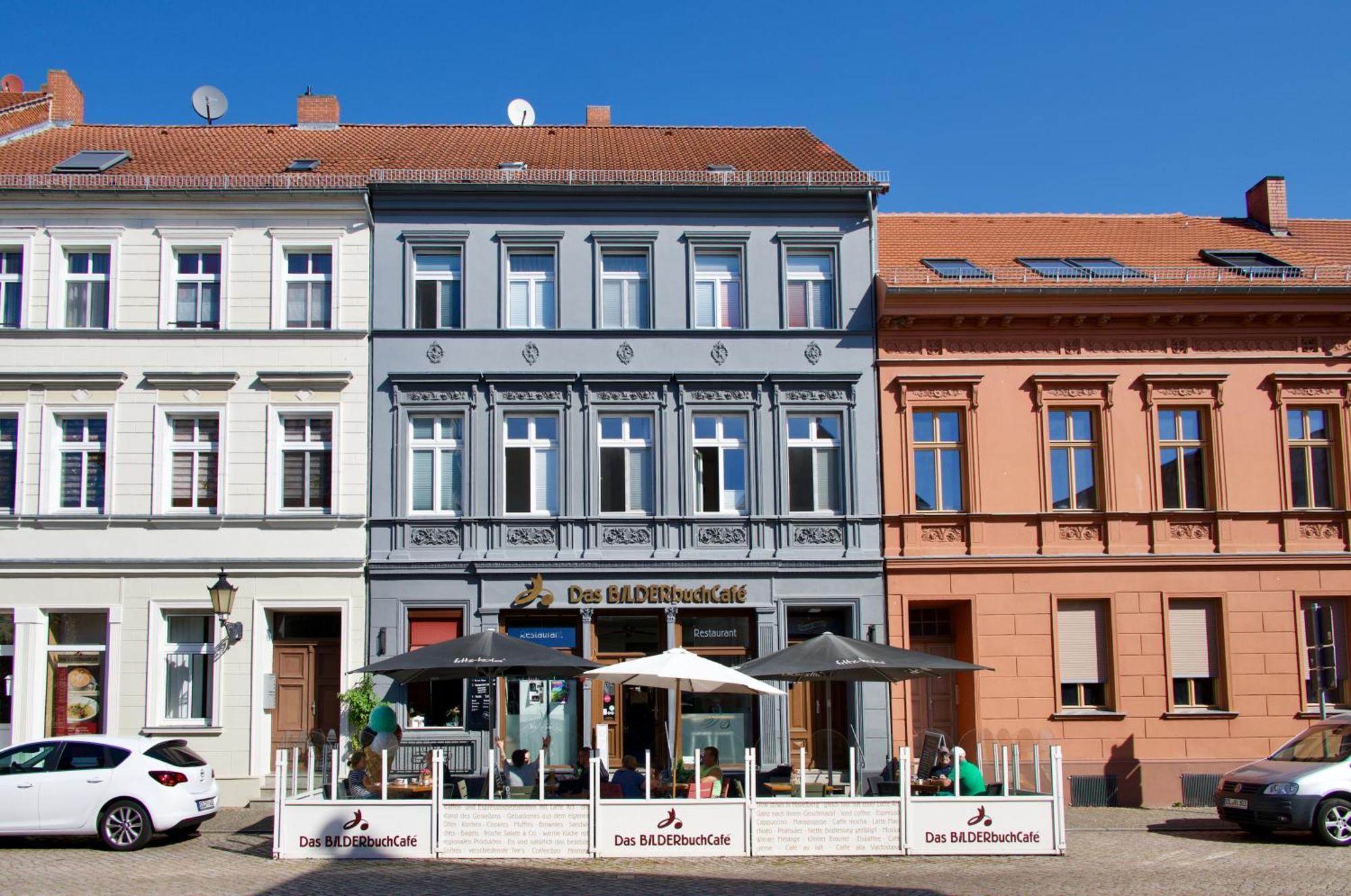 Das Bilderbuchcafe - Ferien Apartment No 5 - Markt 7 Havelberg Exterior photo