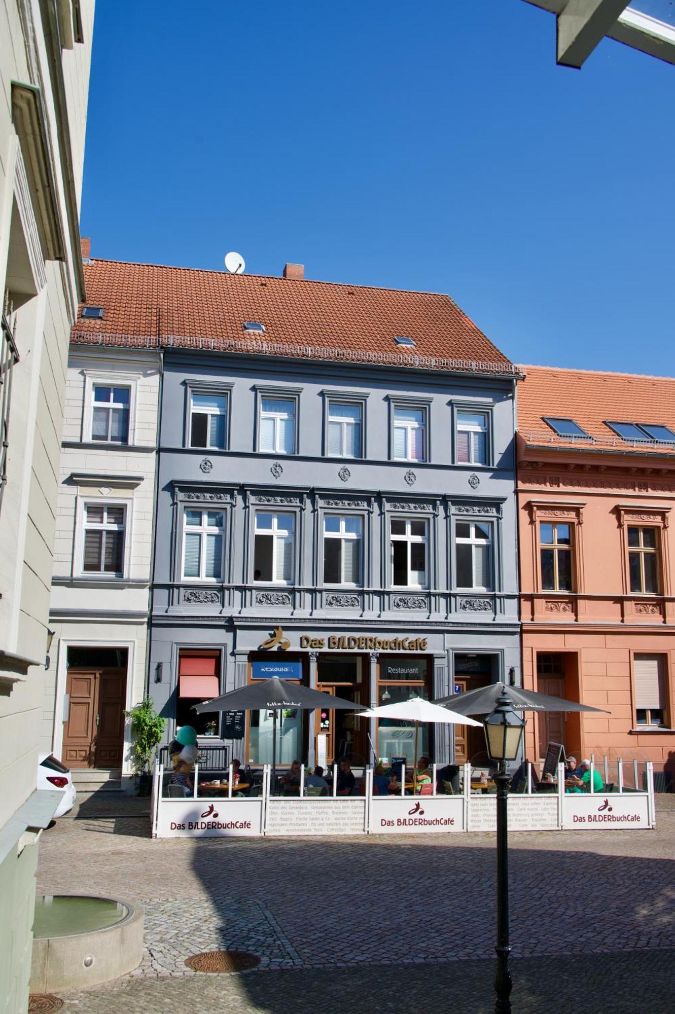 Das Bilderbuchcafe - Ferien Apartment No 5 - Markt 7 Havelberg Exterior photo